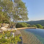 Casa Penisula ベッド・アンド・ブレックファスト 5*