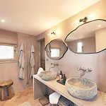 Casa Penisula 5*