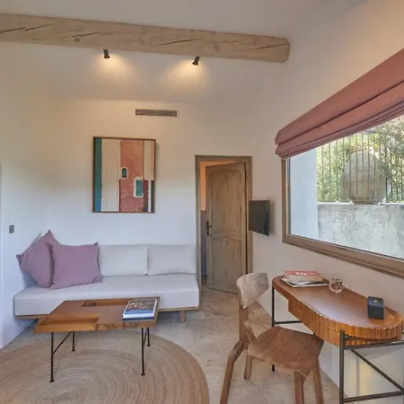 Casa Penisula 5*